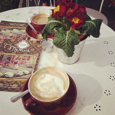 Kleines Cafe Schneider