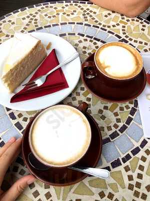 Kleines Cafe Schneider