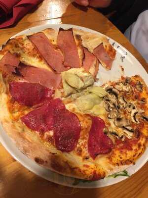 Ristorante E Pizzaria Vesuvio