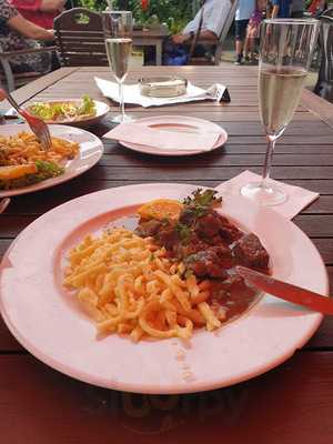 Restaurant-cafe- Biergarten Stoffeln