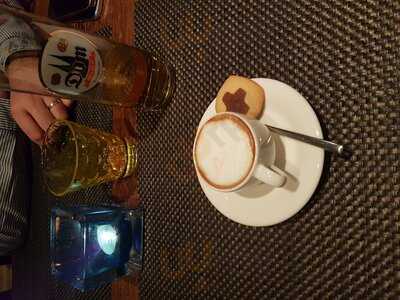 Paparazzi Restaurant