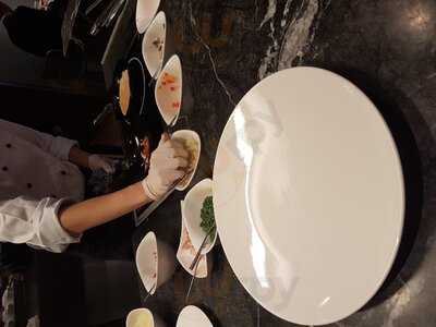 Paparazzi Restaurant