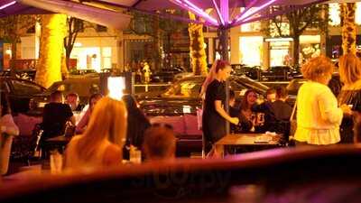 Tinos Restaurant & Bar