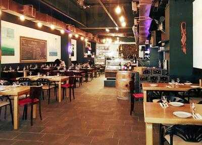 Avanos Bistro & Restaurant