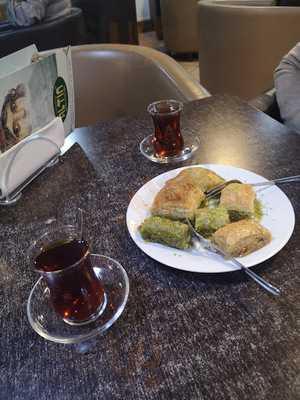 Altin Baklava