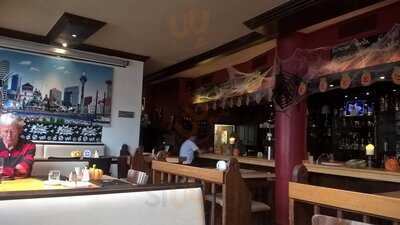 Schlosser Am Fürstenplatz