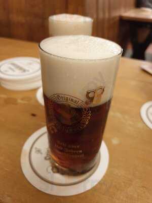 Schlüssel Im Treppchen