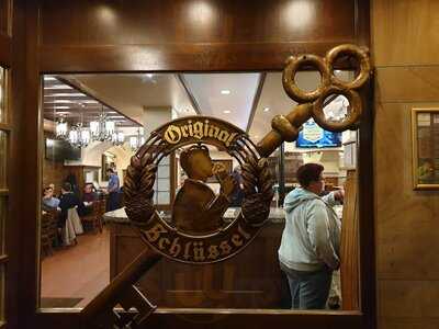 Schlüssel Im Treppchen