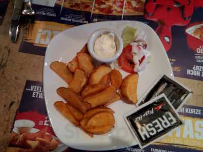 Pizza Hut Restaurant