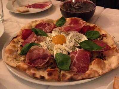 Samnium Restaurant & Pizza