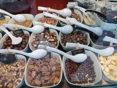 Shiyogu Frozen Yogurt Inh. Rifaz Reyal