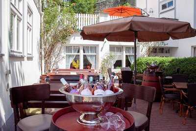 Mille Vini An Der Burg Eppstein