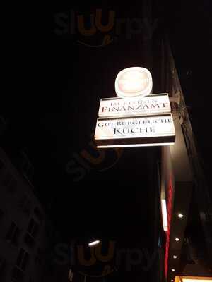 Im Kleinen Finanzamt