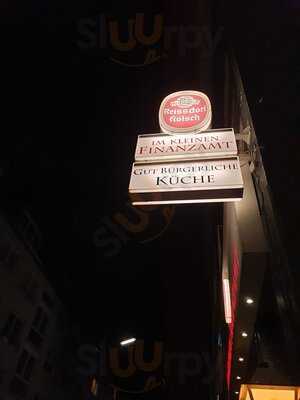 Im Kleinen Finanzamt