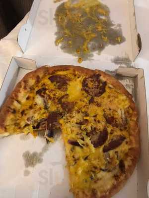 Waikiki American Pizza & Sportsbar