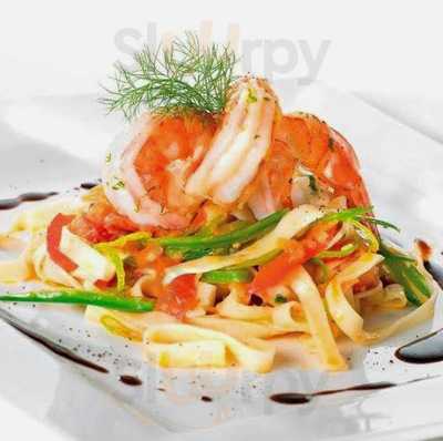 Quax Fast. Fine. Food.