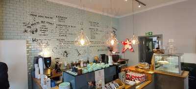 Lina's Brew Bar & Deli