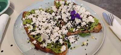 Lina's Brew Bar & Deli