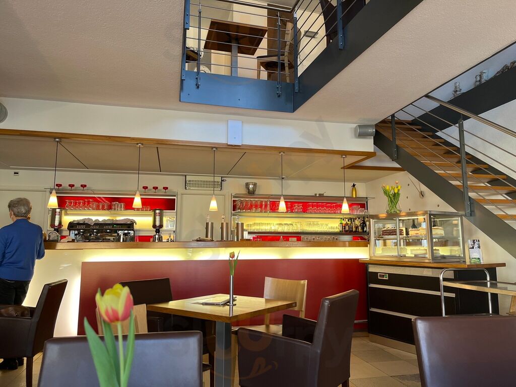 Bar 14