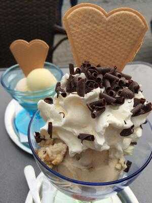 Pizzeria & Eiscafé De Luca