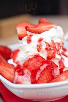 Giuseppe's Eiswerkstatt Café