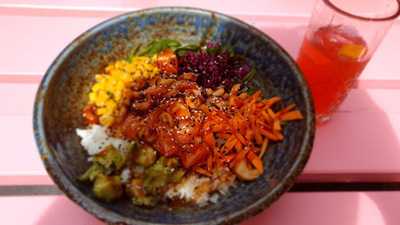 Trinitii Bowls And Drinks