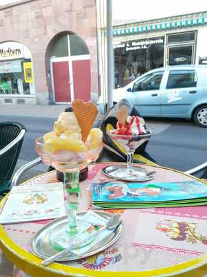 Eis Cafe Venezia