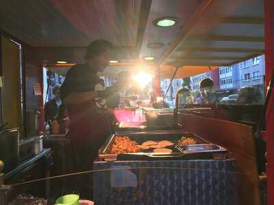 Los Carnales Taquería