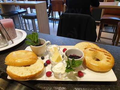 Coffee Fellows - Kaffee, Bagels, Frühstück