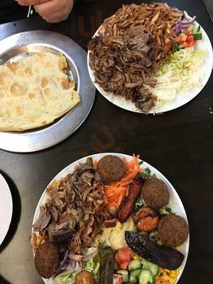 Sanaa Restaurant
