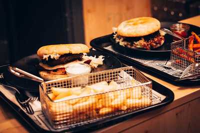 Dvision Esports Diner