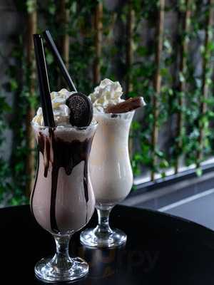 Prestige Hookah Lounge