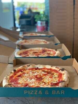 Nigro's Pizza Und Bar