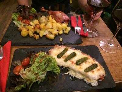 La Cantine D'augusta Käse Restaurant Und Wein Bar