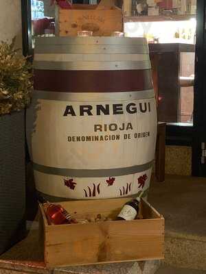 Lavida Wine Club Weinbar & Weinhandel