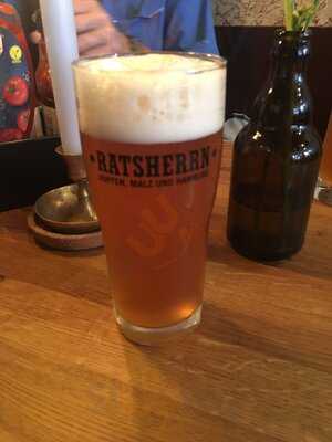 Hatari - Pfälzer Stube