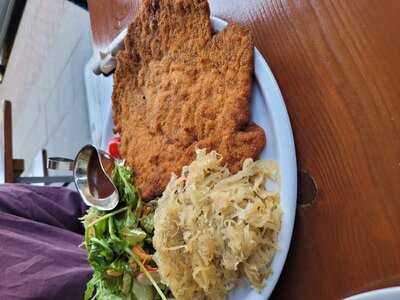 Hatari - Pfälzer Stube