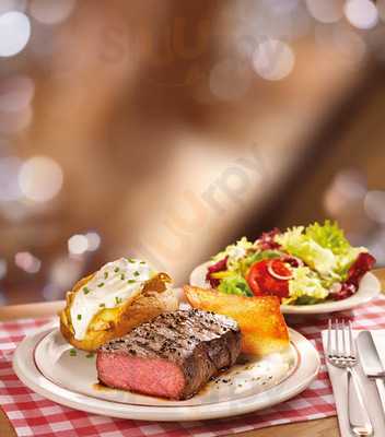 Block House Am Adenauerplatz