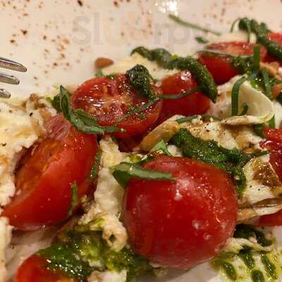 Black Pug Restaurant & Bar