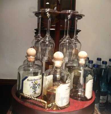 Zur Kastanie Inh. Corinna Weingartner