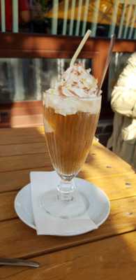 Cafe Luise Kleine Backerei