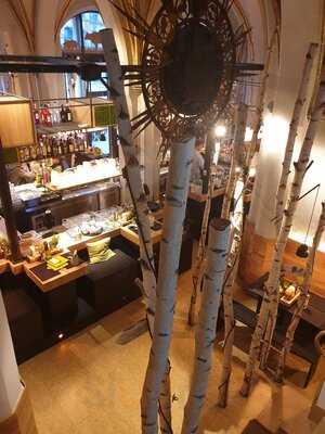 Hans Im GlÜck Burgergrill & Bar