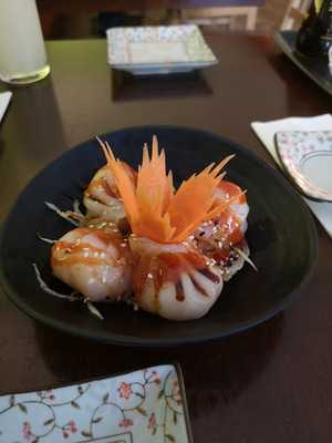 M.looi Sushi Bar