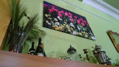 Hüftgold Cafe & Bistro