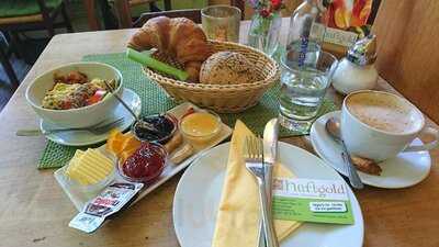 Hüftgold Cafe & Bistro