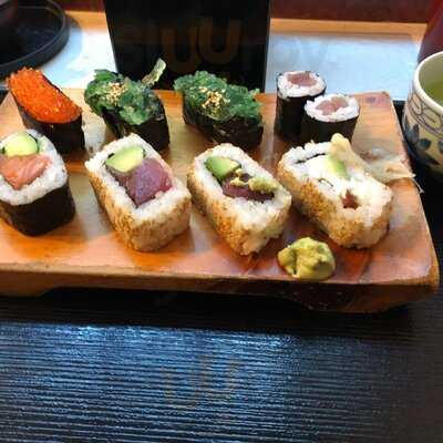 Sakura Sushi
