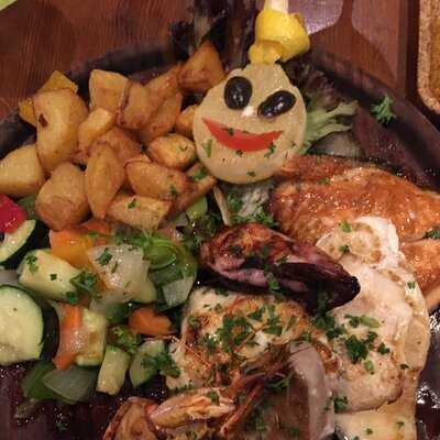 Gomes Da Silva Virgilio Restaurant O Farol