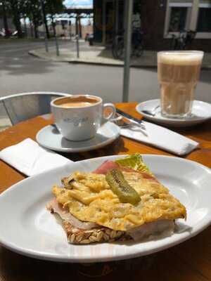 Die Herren Köstlich