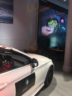 Mercedes Me Store Hamburg