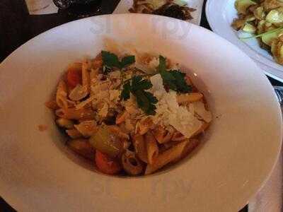 Linde Restaurant & Bar